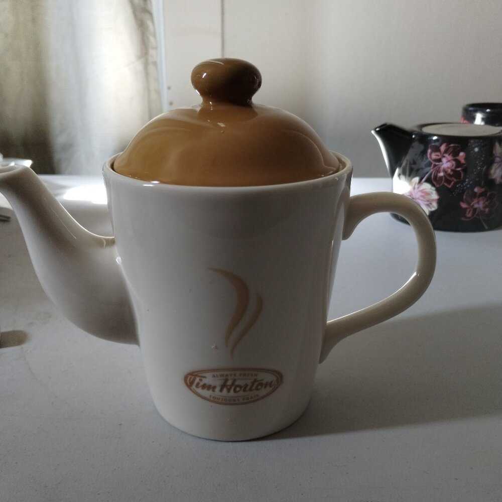 Tim Hortons tea pot
